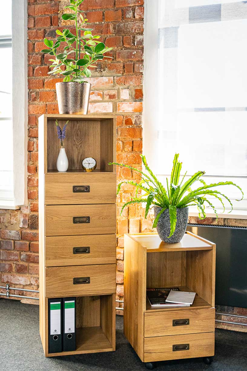 Rollcontainer aus Massivholz für Ihr Home Office - Naturnah Möbel